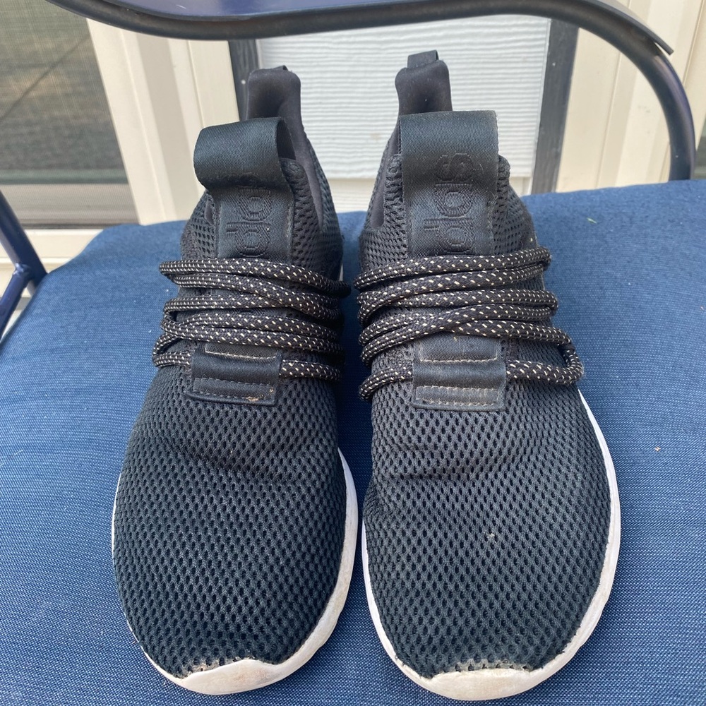 Adidas black camo laceless cloud foam size 6.5